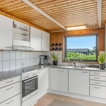 Casa de Férias Iiris - 200m From The Sea By Interhome Hjørring
