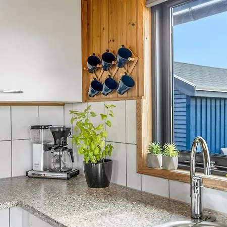 Iiris - 200m From The Sea By Interhome Vakantiehuis