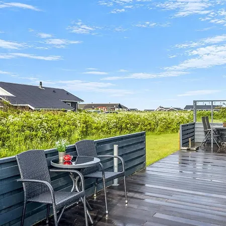Vakantiehuis Iiris - 200m From The Sea By Interhome Hjørring